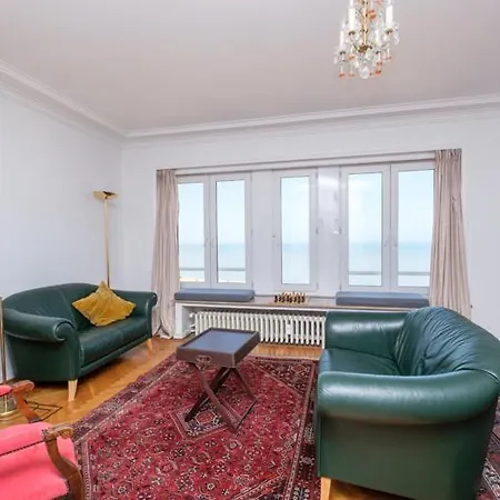 Lecomte - Helvetia 121 Apartment *