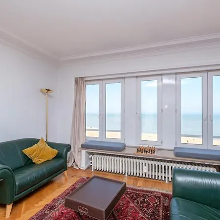 Lecomte - Helvetia 121 Apartment *