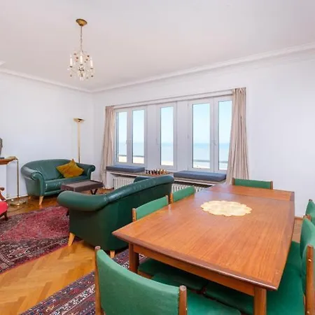 Lecomte - Helvetia 121 Apartment Ostend