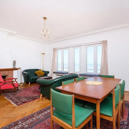 Lecomte - Helvetia 121 Apartment Ostend